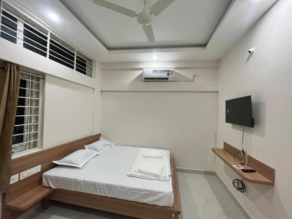 Seema Palace Inn 1 Km From Railwaystaion Mysore Extérieur photo